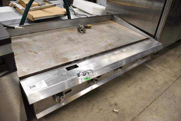 Ikon IMG-48 Stainless Steel Commercial Countertop Natural Gas Powered Flat Top Griddle. 120,000 BTU. - Image 1 of 7