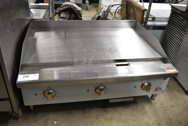 BRAND NEW SCRATCH AND DENT! Cooking Performance Group CPG 351GCPG36M Stainless Steel Commercial Countertop Electric Powered Flat Top Griddle. 208/240 Volts. - Image 2 of 8