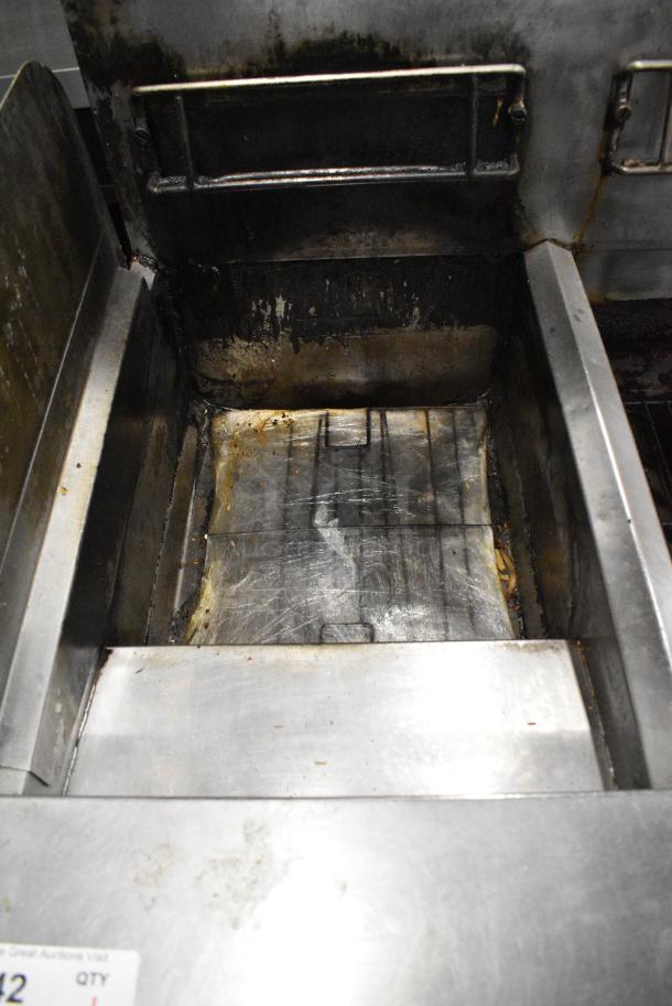 Frymaster FPPH255SD Stainless Steel Commercial Natural Gas Powered 2 Bay Fryer. 80,000 BTU. - Image 6 of 11