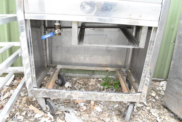 Stainless Steel Single Bay Item on Commercial Casters. - Image 3 of 4