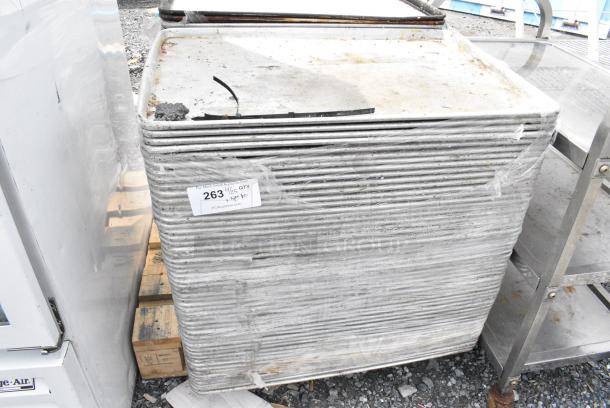 100 Metal Full Size Baking Pans. 100 Times Your Bid! - Image 1 of 4