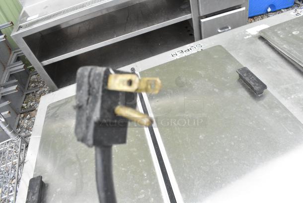 Master Bilt DC-12DSE Stainless Steel Commercial Chest Freezer w/ 3 Center Hinge Lids. 115/208-230 Volts, 1 Phase. Tested and Working! - Image 6 of 7