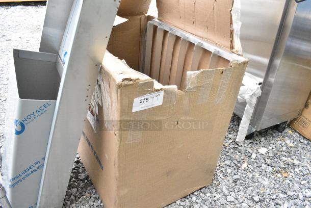 BRAND NEW SCRATCH AND DENT! Metal Pan Rack w/ Commercial Casters. - Image 2 of 5