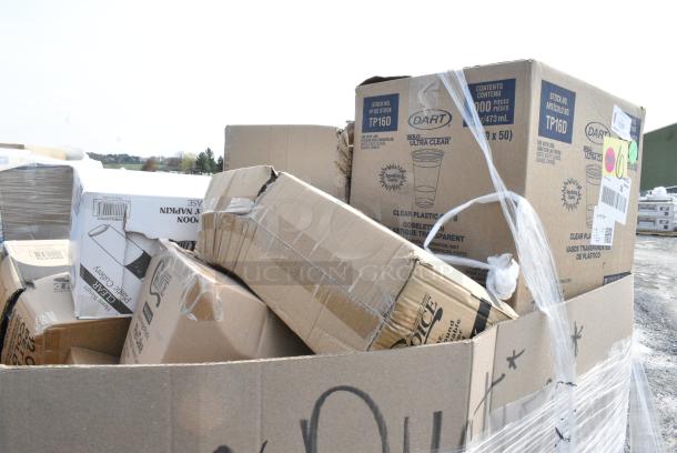 20 BRAND NEW SCRATCH AND DENT! Boxes Including Solo Ultra Clear&#8482; TP16D 16 oz. Customizable Clear PET Plastic Squat Cold Cup - 1000/Case  760TP16D, 795PTOKFT8 Choice Kraft Microwavable Folded Paper #8 Take-Out Container 6" x 4 3/4" x 2 1/2" - 300/Case, 433HSLCPIE Choice 5" Clear Hinged Slice Container with High Dome Lid - 300/Case. 20 Times Your Bid! - Image 6 of 6
