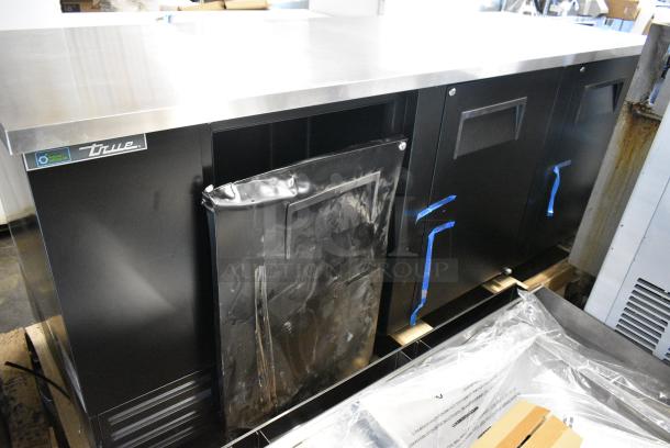 BRAND NEW SCRATCH AND DENT! 2025 True TBB-4PT-HC Metal Commercial 3 Door Pass Through Back Bar Cooler. 115 Volts, 1 Phase. Cannot Test Due To Cut Power Cord - Image 10 of 10