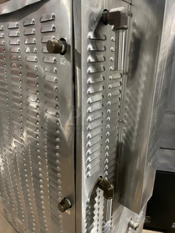Vulcan-Hart Commercial Stainless Steel Natural Gas Powered Dual Compartment Convection Steamer! With Individual Controls! With Built In Pan Holding Racks! Model: VSX10GC SN: AP-1043767-9Z-4731! 120V 1 Phase! On Legs! - Image 10 of 11
