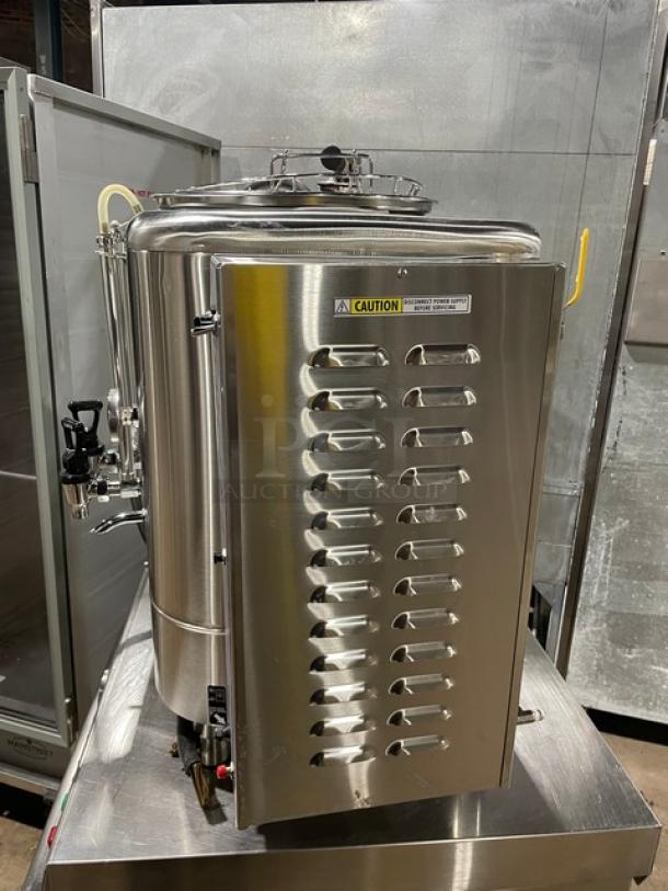 Curtis Commercial Stainless Steel Electric Powered Countertop Automatic Single 3 Gal. Coffee Urn! With Hot Water Dispenser! With Stainless Steel Filter Basket! Model: RU-150-12 SN: 13415364! 120/220V 1 Phase! - Image 2 of 9