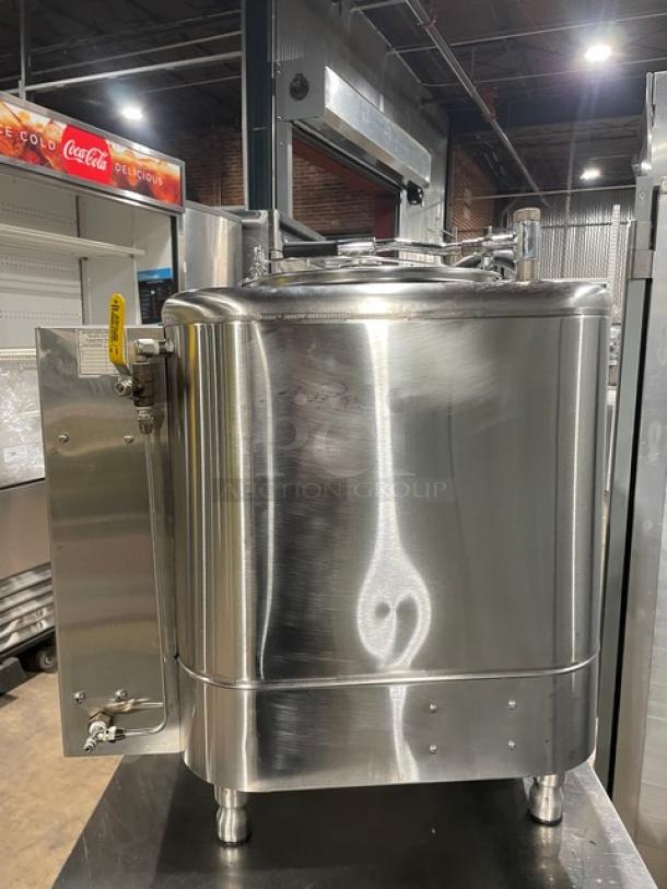 Curtis Commercial Stainless Steel Electric Powered Countertop Automatic Single 3 Gal. Coffee Urn! With Hot Water Dispenser! With Stainless Steel Filter Basket! Model: RU-150-12 SN: 13415364! 120/220V 1 Phase! - Image 3 of 9