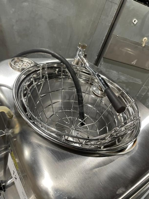 Curtis Commercial Stainless Steel Electric Powered Countertop Automatic Single 3 Gal. Coffee Urn! With Hot Water Dispenser! With Stainless Steel Filter Basket! Model: RU-150-12 SN: 13415364! 120/220V 1 Phase! - Image 5 of 9