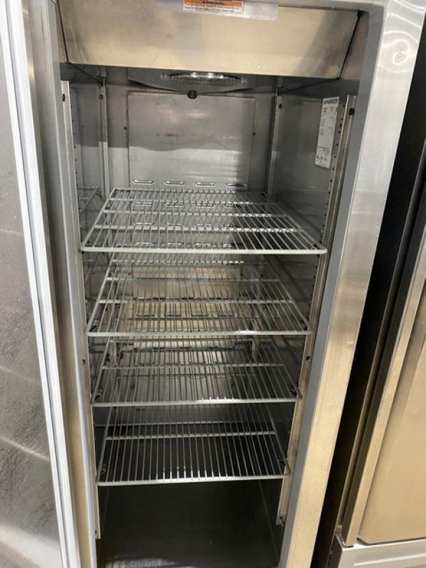 Hoshizaki Commercial Stainless Steel Solid 3 Door Upright Triple Section Reach In Refrigerator! With Poly Coated Wire Racks! Model: CR3S-FSCL SN: F70019J! 115V 1 Phase! On Casters! - Image 6 of 11