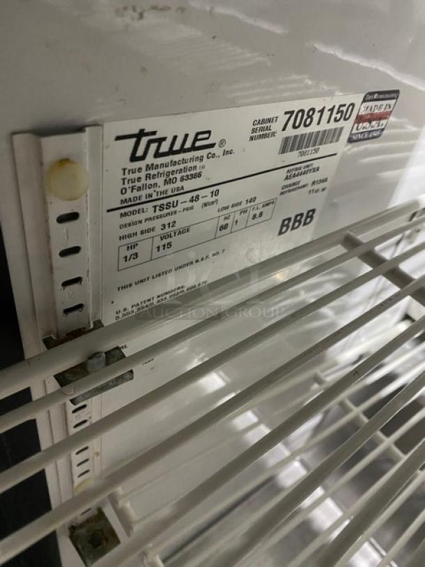 True Commercial Stainless Seel 2 Door Refrigerated Bain Marie Mega Top Salad/Sandwich Prep Table! With Poly Coated Wire Racks! Model: TSSU-48-10 SN: 7081150! 115V 1 Phase! On Casters! - Image 7 of 9
