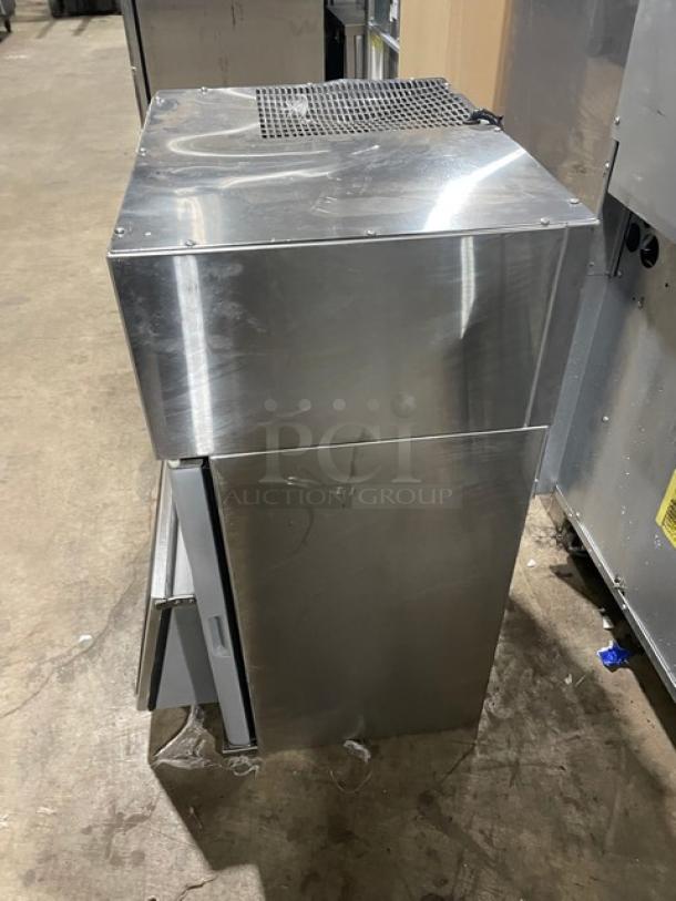 GlasTender Commercial Stainless Steel Refrigerated Wall-Mounted Lettuce Crisper! Model: LC SN: 134138547X! 115V 1 Phase! - Image 3 of 8