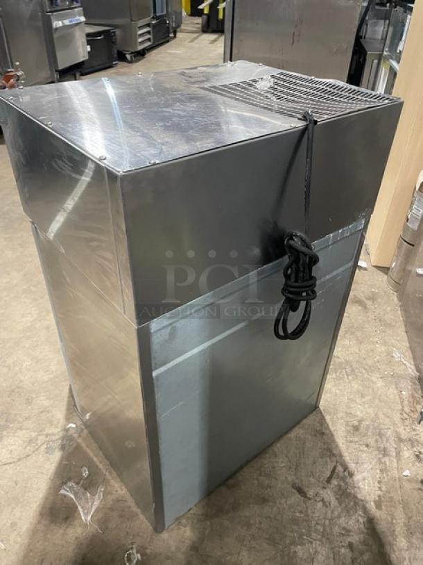 GlasTender Commercial Stainless Steel Refrigerated Wall-Mounted Lettuce Crisper! Model: LC SN: 134138547X! 115V 1 Phase! - Image 4 of 8
