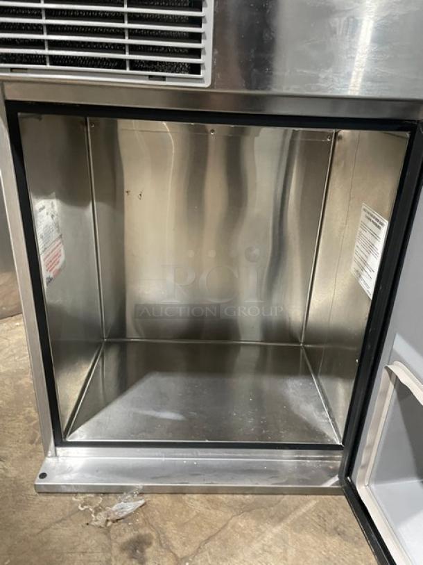 GlasTender Commercial Stainless Steel Refrigerated Wall-Mounted Lettuce Crisper! Model: LC SN: 134138547X! 115V 1 Phase! - Image 5 of 8