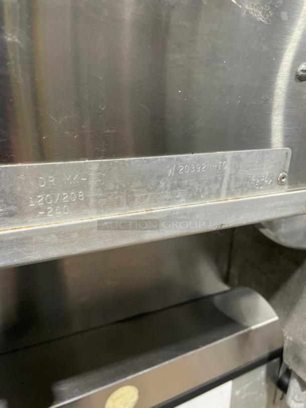 Belshaw Donut Robot Mark-II Series Commercial Stainless Steel Electric Powered Countertop Automatic Old Fashioned Ring Donut Fryer! With 10 Lb. Batter Hopper! Model: DR MK-II SN: W20392NHTO! 120/208-240V! - Image 9 of 10