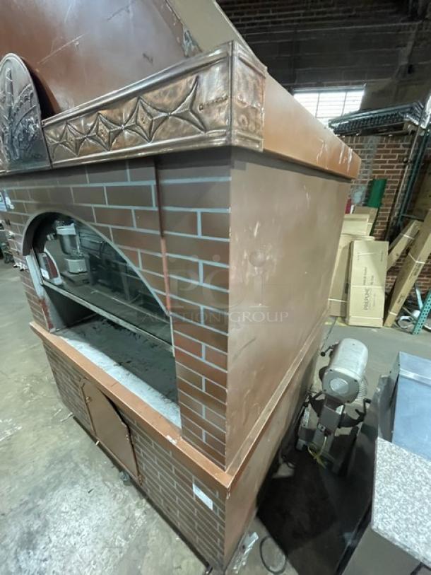 AWESOME! Sacar Forni! 2022 Late Model! Commercial Brick-Style Wood-Fired Rotisserie Oven! With Hood System & Decorative Copper Trimming! Model: DRAGO84 SN: 3851320622! On Casters! Working When Removed! - Image 2 of 12