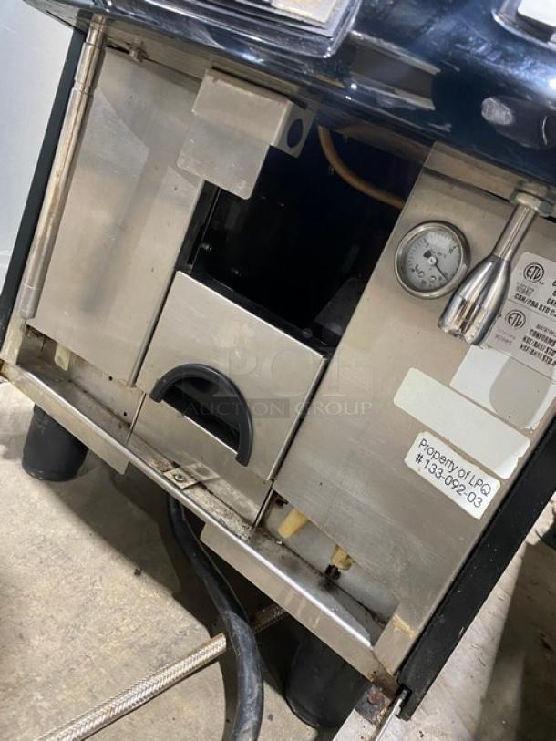 Schaerer Coffee Art Plus Series Commercial Electric Powered Countertop Super Automatic Coffee/Espresso Machine! With 2 Clear Hoppers! Model: SCA-1 SN: 1313314413! 200-220V! On Legs! - Image 8 of 10
