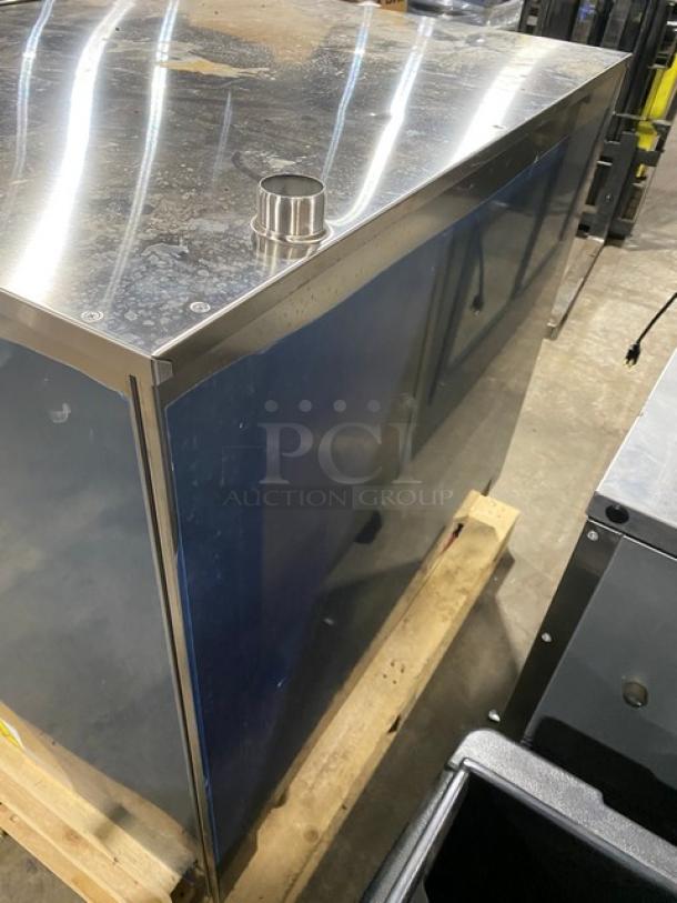 NEW! Scratch-N-Dent! Blodgett BC-Touch Series Commercial Stainless Steel Electric Powered Combi Oven! With Touch Controls! With Built In Pan Slide! Model: BLCT-102/CPE2.10 SN: 201118-040729! 208V 3 Phase! - Image 4 of 7