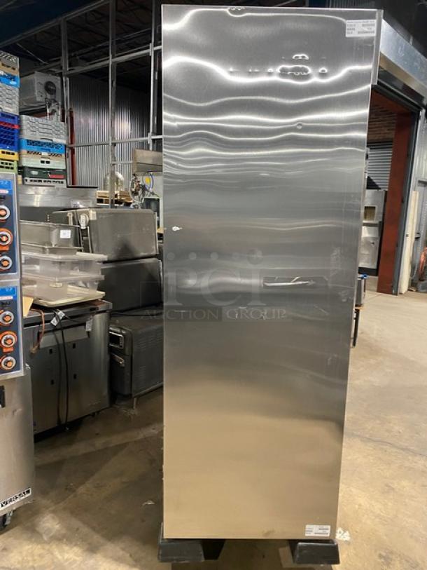 True Coca-Cola Style Commercial Stainless Steel Multi-Tier Refrigerated Open Grab-N-Go Merchandiser Display Case! With Adjustable Poly Coated Wire Racks! Model: TAC-48-LD SN: 9365189! 208-230V 1 Phase! On Legs! Working When Removed! - Image 3 of 7
