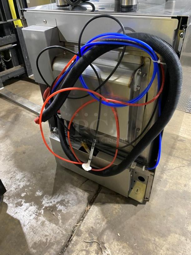 Hobart! New Body Style! Advansys Series Commercial Stainless Steel Electric Powered High Temperature Undercounter Dishwasher! Energy Star Certified! With Full Size Peg Rack! Model: LXER SN: 231229206! 120/208-240V 1 Phase! - Image 4 of 8