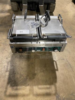 Waring Panini Ottimo Series Commercial Stainless Steel Electric Powered Countertop Double Panini Sandwich Grill! With Thermostatic Controls! With Grooved/Ribbed Grates! Model: WPG300 SN: 3222! 240V! On Legs!