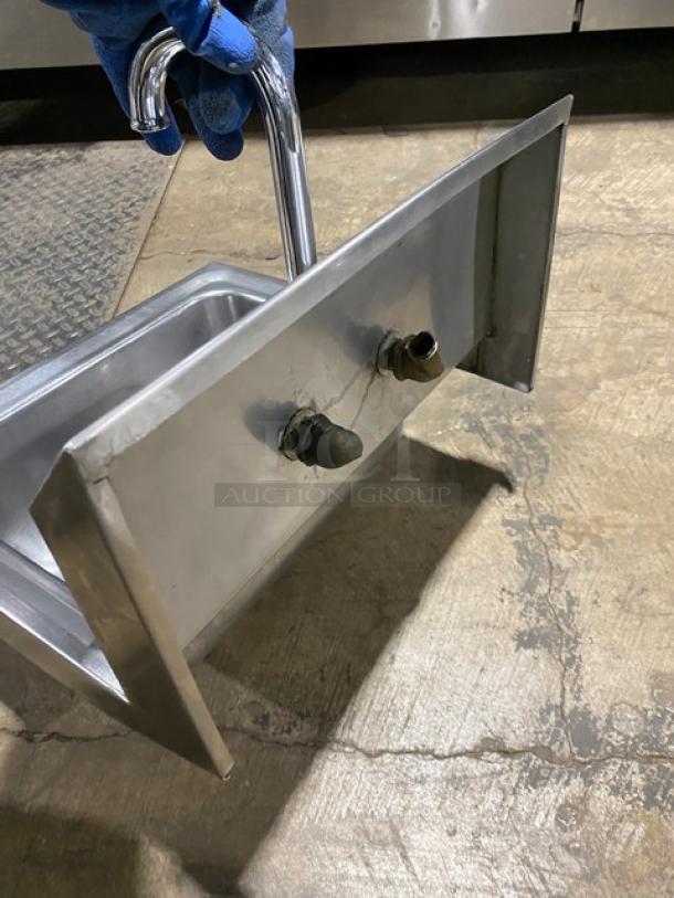 Commercial Stainless Steel Single Compartment Hand Washing Sink! With Back Splash & Mounted Goose Neck Faucet! - Image 4 of 6