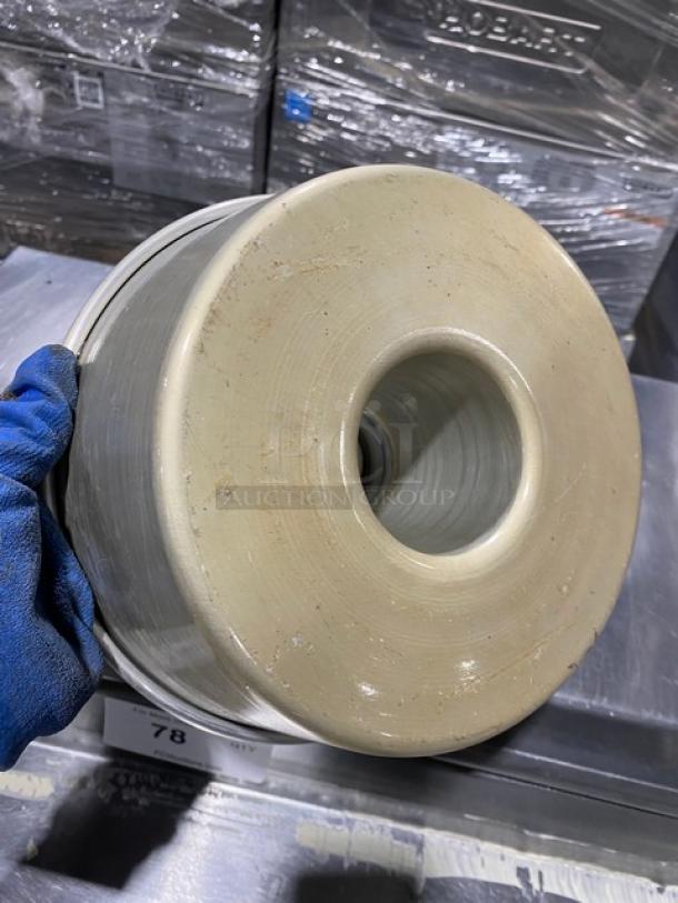 Commercial Round Tube/Bundt Cake Ring-Mold Baking Pans! ALL ONE MONEY! - Image 4 of 4