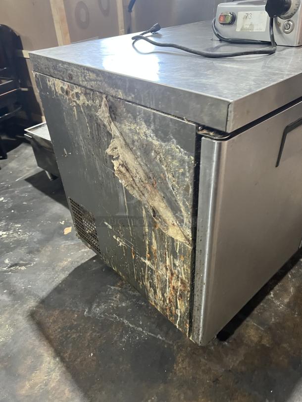 Migali Commercial Stainless Steel 2 Door Undercounter Worktop Freezer! With Poly Coated Wire Rack! Model: C-U48F SN: C-U48F04216042600920006! 115V 1 Phase! On Casters! - Image 2 of 8