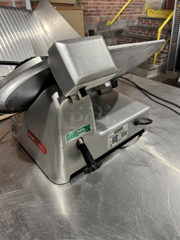 Tor-Rey Commercial Electric Powered Countertop Deli Meat Slicer! Model: RB-300 SN: I07-005150! 115V 1 Phase! On Legs! - Image 4 of 8