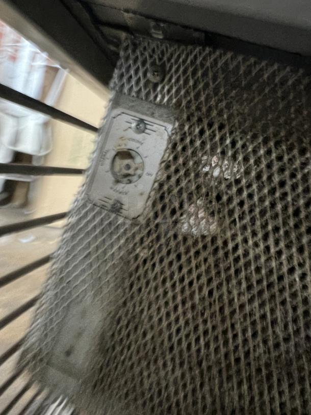 Prince Castle/Silver King Commercial Stainless Steel Electric Powered Drop-In Frozen Treats Merchandiser Freezer! With Lift-Open Lid! With Pan-Holding Equipment Cart! Model: SKCTMDI/C1 SN: CLDP128962A! 115V! On Casters! - Image 5 of 8
