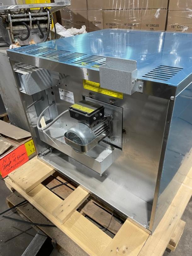 BRAND NEW! Garland Master-200 Series Commercial Stainless Steel Electric Powered Single Stack Convection Oven! With Thermostatic Controls! With Wired Oven Racks! Model: MCO-ES-10S SN: 2212100101287! 208V 1 Phase! With Legs! - Image 5 of 13