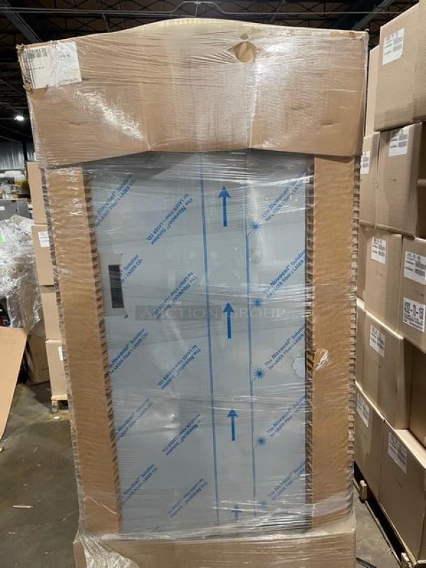BRAND NEW! Cres-Cor Commercial Stainless Steel Solid Dutch Door Insulated Heated Holding/Proofing Cabinet! Model: H-137-UA-12D SN: ACD-J000653942-011! 120V 1 Phase! On Casters! - Image 4 of 12