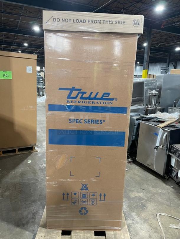 BRAND NEW! True Spec Series Commercial Stainless Steel Solid Single Door Reach In Refrigerator! Energy Star Certified! With Lock & Keys! Model: STG1R-1S-HC SN:10453606! 115V 1 Phase! - Image 2 of 13