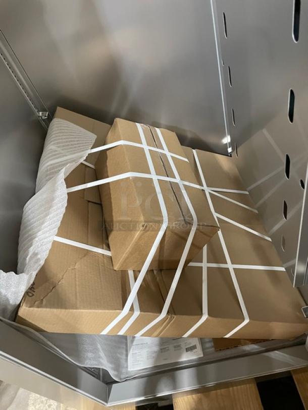 BRAND NEW! True Spec Series Commercial Stainless Steel Solid Single Door Reach In Refrigerator! Energy Star Certified! With Lock & Keys! Model: STG1R-1S-HC SN:10453606! 115V 1 Phase! - Image 8 of 13