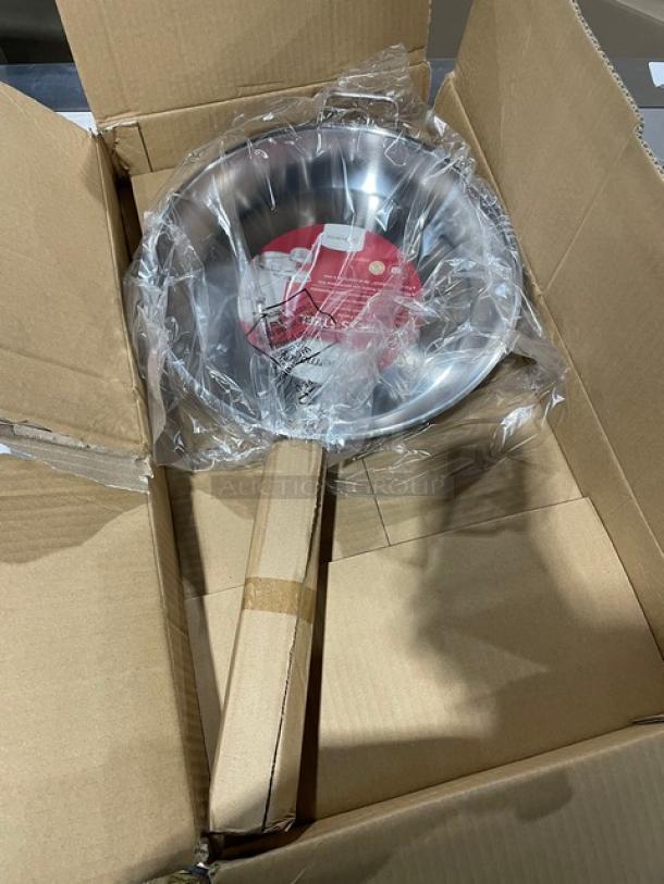 BRAND NEW! Browne Thermalloy Series Commercial Stainless Steel 12.5" Induction Fry Pan! With Hollow Cast Handle! Model: 573773! - Image 2 of 8