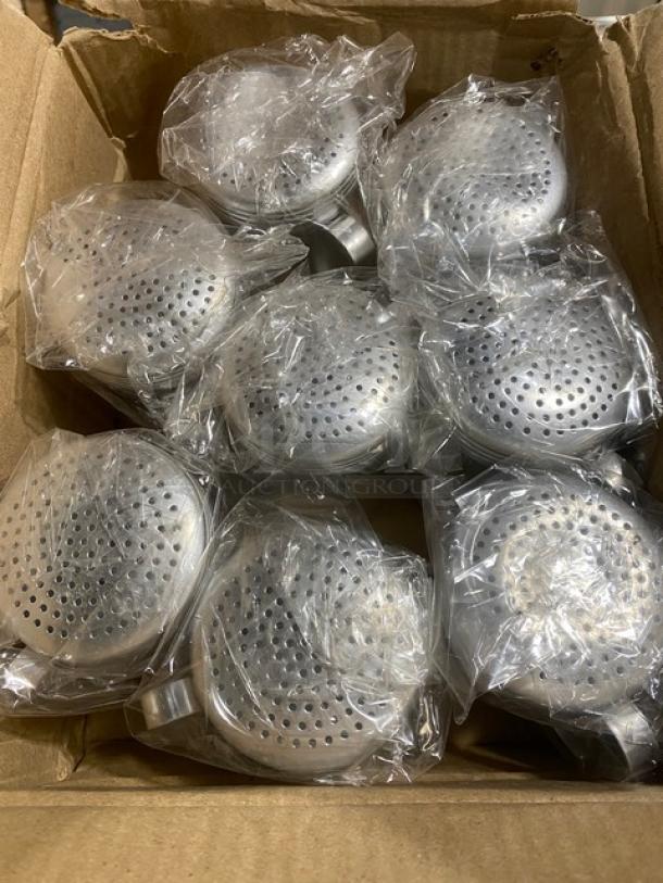 BRAND NEW! Update International Commercial Aluminum 9 Oz. Dredge/Spice Shaker! With Handle! 8 Per Case! Model: DR-AL! ALL ONE MONEY! - Image 5 of 6