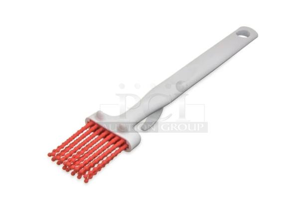 BRAND NEW! Carlisle Commercial High-Heat Resistant 2" Wide Silicone Bristle Pastry/Basting Brush! Model: 40403! 4X Your Bid! - Image 1 of 4