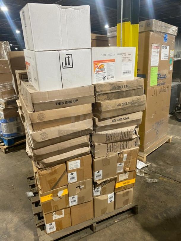BRAND NEW! MIXED PALLET! Force Commercial Fast Drying Anti-Bacterial Wipes! Model: 2XL401! With HFA Commercial Aluminum 18” Round Serving/Cater Trays! Model: 4019-120-25! With Tablecraft Commercial 16 Oz. SelecTop Wide Mouth Squeeze Bottles! Model: 11663C3! With Advantage Commercial Hand Sanitizing Wipes! Model: F10B03! 81X Your Bid! - Image 4 of 8