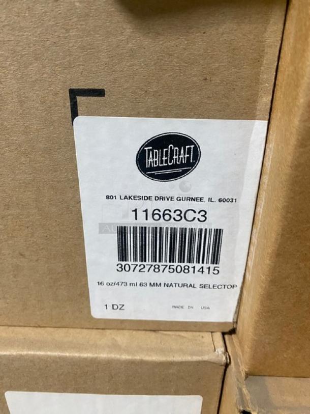 BRAND NEW! MIXED PALLET! Force Commercial Fast Drying Anti-Bacterial Wipes! Model: 2XL401! With HFA Commercial Aluminum 18” Round Serving/Cater Trays! Model: 4019-120-25! With Tablecraft Commercial 16 Oz. SelecTop Wide Mouth Squeeze Bottles! Model: 11663C3! With Advantage Commercial Hand Sanitizing Wipes! Model: F10B03! 81X Your Bid! - Image 7 of 8