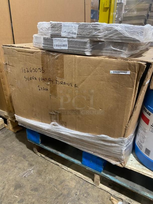 BRAND NEW! MIXED PALLET! Tablecraft Commercial Clear High Density 12 Oz. Wide Mouth Squeeze Bottles! Model: 11253CHD01! With R3 Redistribution Commercial White 10”x10”x5” Cake/Bakery Boxes! Model: J27B03! With EcoLab Vortexx Commercial 4 Gal. Acid Liquid Sanitizer! Model: 6300862! With Cal-Mil Sierra Series Commercial Clear Pastry Drawer! 15X Your Bid! - Image 7 of 10