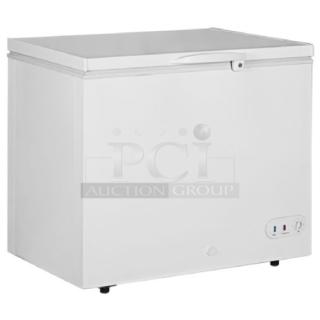 NEW! Black Diamond By Adcraft! 2022 Late Model! Commercial White Powder-Coated Free Standing Chest Freezer! With Poly Coated Wire Basket! Model: BDCF-5 SN: D40654099355000083! 115V!