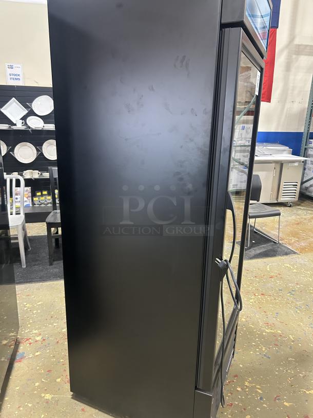 NEW! Scratch-N-Dent! True Commercial Black Powder Coated Single Glass Swing Door reach In Merchandiser Refrigerator! Energy Star Certified! With Poly Coated Wire Racks! Model: GDM-23-HC~TS01 SN: 10985209! 115V 1 Phase! - Image 3 of 7