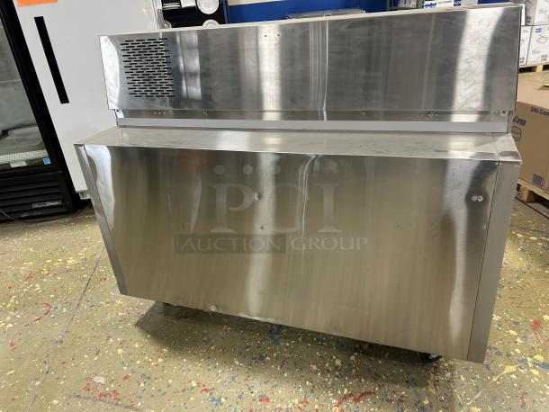 NEW! Scratch-N-Dent! Atosa! 2023 Late Model! Commercial Stainless Steel Electric Powered 16 Crate Forced-Air Single Sided Milk Cooler! With Sliding Door! With Dunnage Racks & Floor Drain! Model: AMC-5801 SN: AMC-5801AUS1C00023061000C40005! 115V 1 Phase! On Casters! - Image 4 of 8