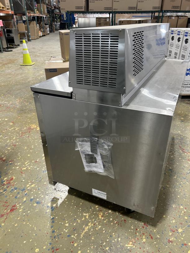 NEW! Scratch-N-Dent! Atosa! 2023 Late Model! Commercial Stainless Steel Electric Powered 16 Crate Forced-Air Single Sided Milk Cooler! With Sliding Door! With Dunnage Racks & Floor Drain! Model: AMC-5801 SN: AMC-5801AUS1C00023061000C40005! 115V 1 Phase! On Casters! - Image 5 of 8