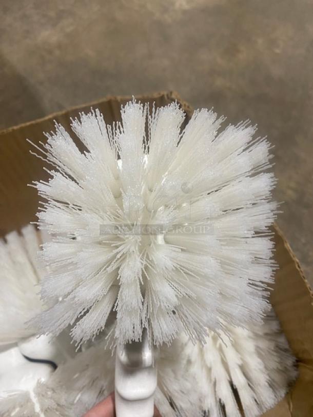 NEW! Carlisle Sparta Series! Lot Of Commercial White 8" Multi-Purpose Utility Scrub Brushes! With 1-5/8" Polyester Bristles! Model: 4054102! ALL ONE MONEY! - Image 3 of 4