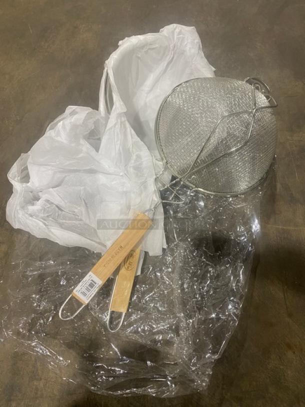 BRAND NEW! Tablecraft Commercial Heavy-Duty 8.75" Round Reinforced Double Mesh Tin Strainer! With Wooden Handle! Model: 1021! 2X Your Bid! - Image 2 of 4