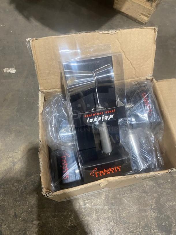 BRAND NEW! Rabbit Commercial Stainless Steel Heavy Duty 1.5 Oz. / .5 Oz. Double Sided Jigger! Model: W9953! 6X your Bid! - Image 2 of 4