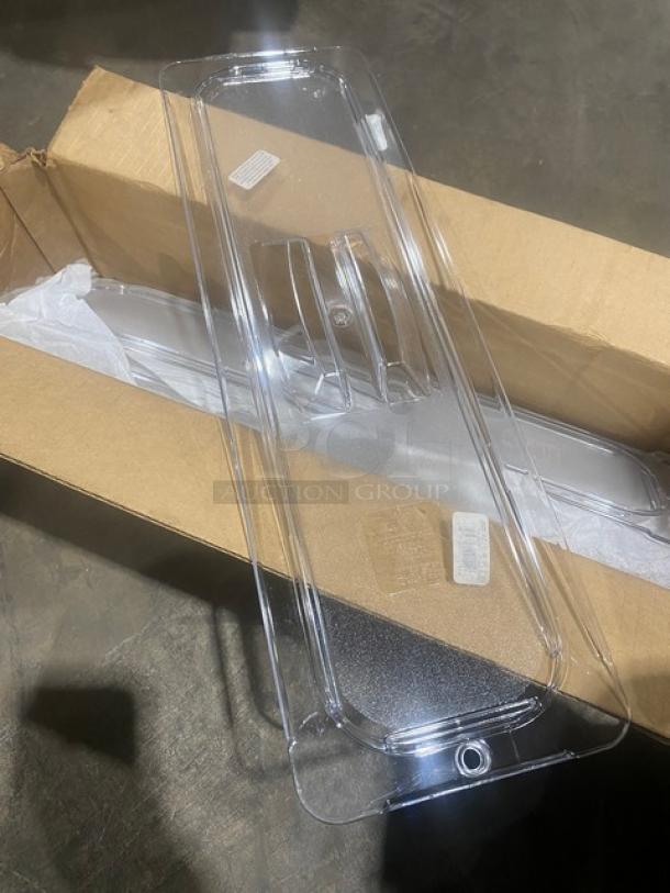 BRAND NEW! Carlisle Commercial Clear Polycarbonate 1/2 Size Long Universal Food Pan Covers! With Top Handle! 6/Case! Model: 10250U07! ALL ONE MONEY! - Image 2 of 6