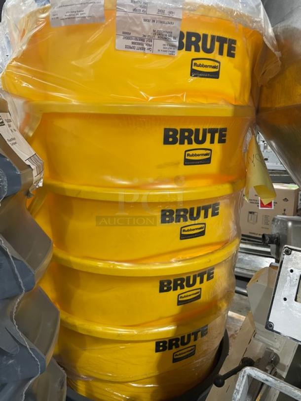BRAND NEW! Rubbermaid BRUTE Series Commercial Yellow Heavy Duty 32 Gal. Round Trash/Waste Bins! With Non-Slip Handles & Liner Cinches! With Molded Grip Base! Model: FG263200YEL! 5X Your Bid! - Image 2 of 2