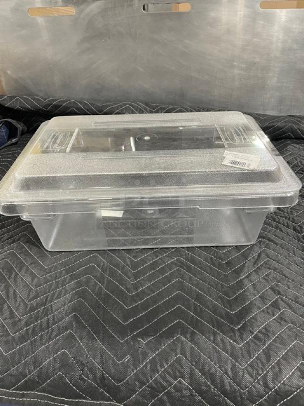 BRAND NEW! Rubbermaid Commercial Clear Polycarbonate 3.5 Gal. Rectangular Food Storage Container/Tote Box! Model: FG330900CLR! With Rubbermaid Commercial Clear Polycarbonate 18"x12" Rectangular Lid/Cover! Model: FG331000CLR! ALL ONE MONEY! - Image 2 of 6